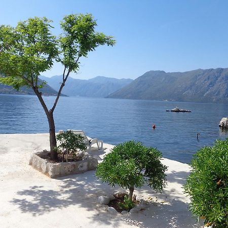 Apartments Ponta Kotor Exterior photo