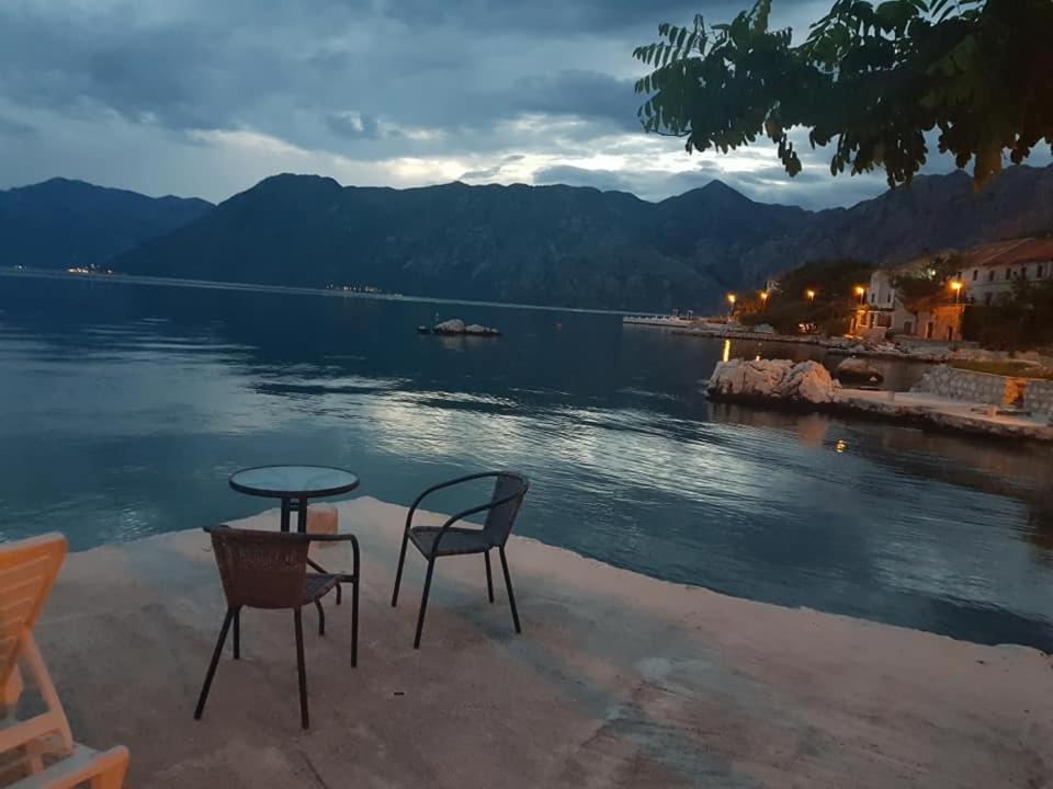 Apartments Ponta Kotor Exterior photo