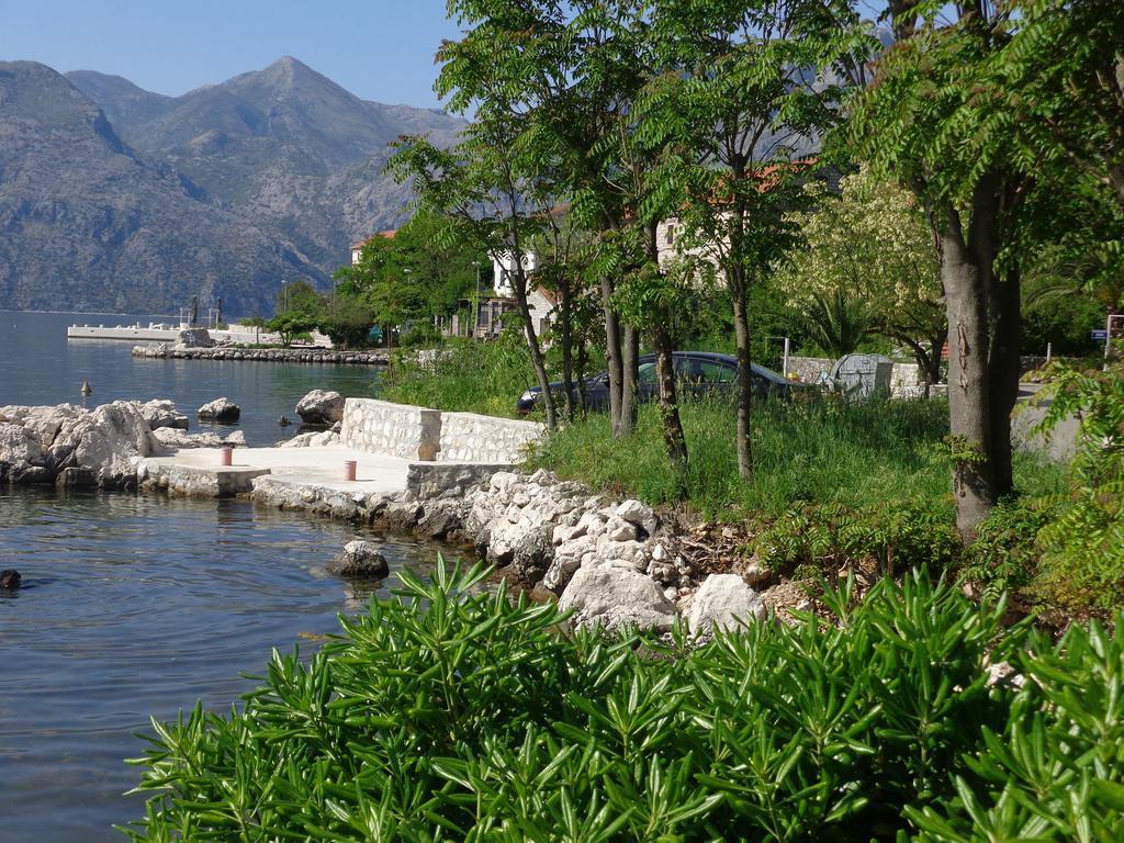 Apartments Ponta Kotor Exterior photo