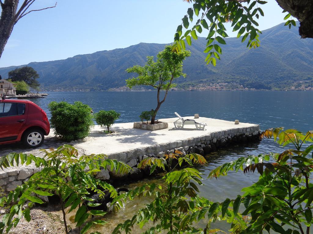 Apartments Ponta Kotor Exterior photo