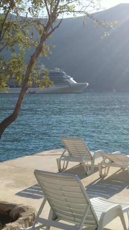 Apartments Ponta Kotor Exterior photo